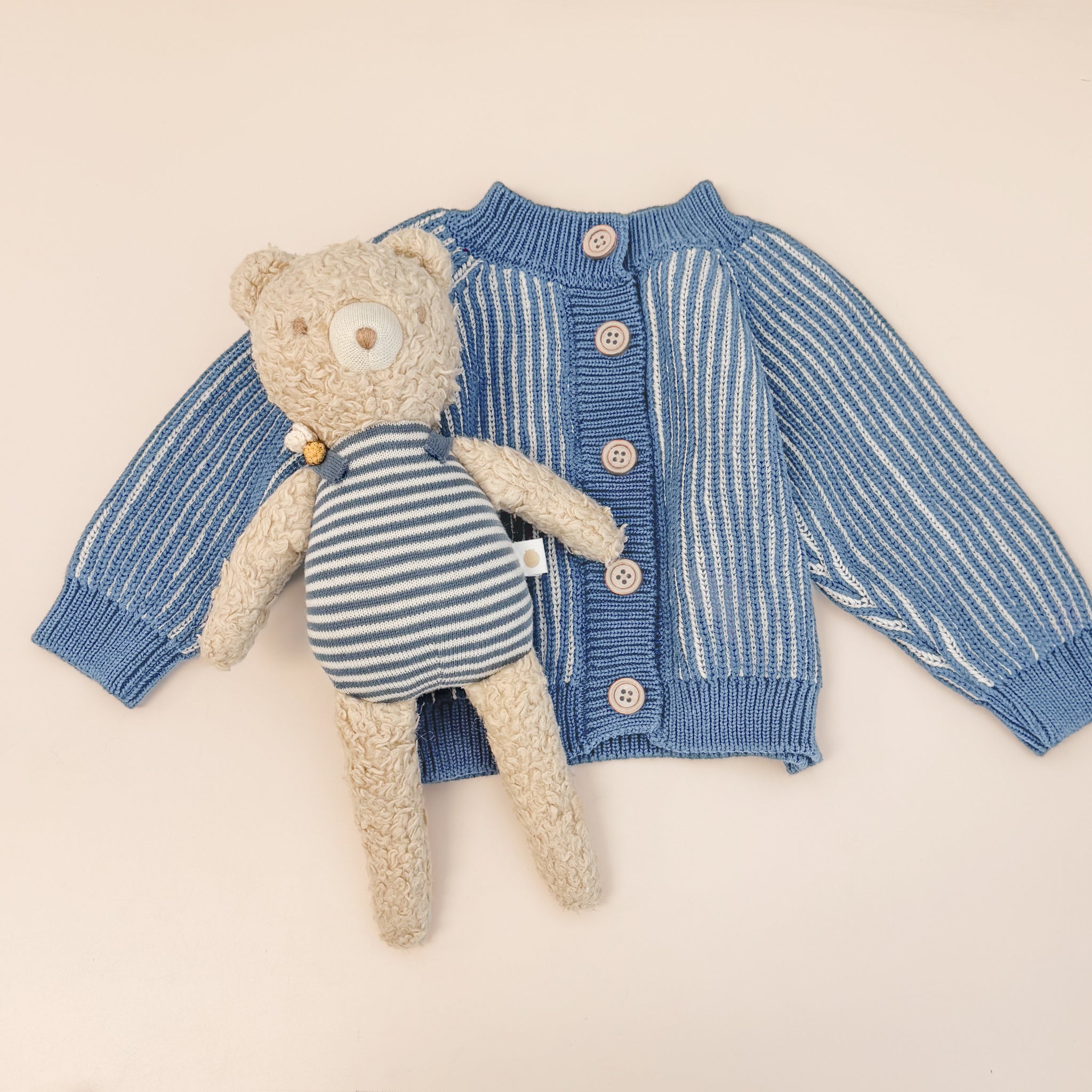 Henry Bear Bee Plush Toy – The Blueberry Hill