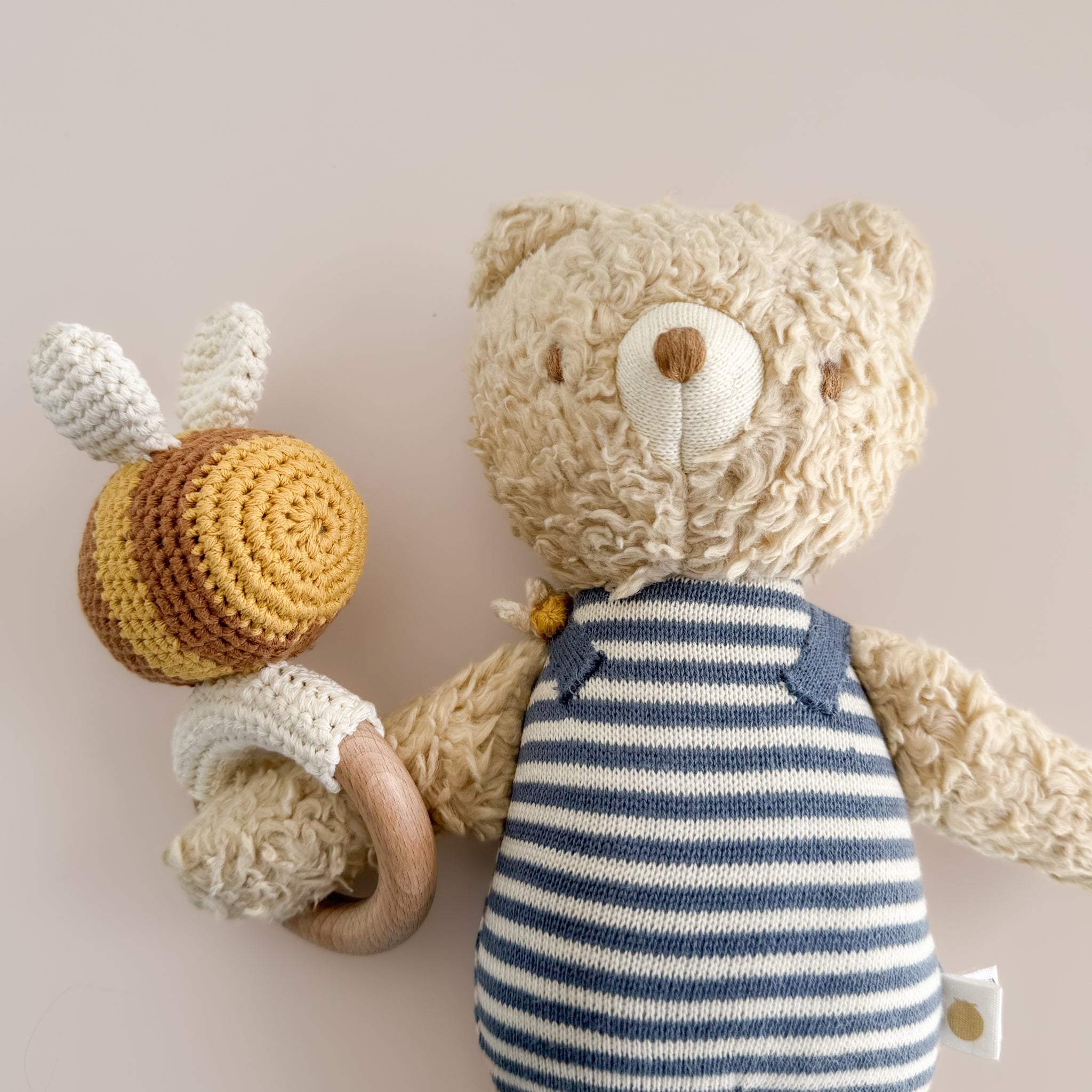 Henry Bear Bee Plush Toy – The Blueberry Hill