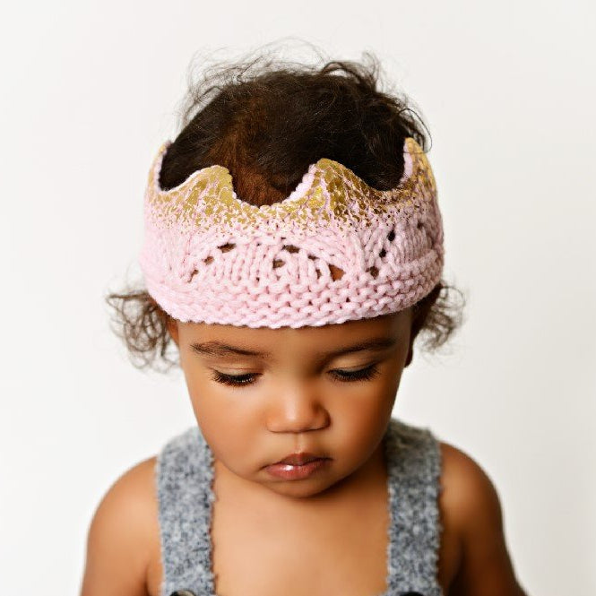 hand crochet crown for baby and toddler with metallic accent in pink with gold