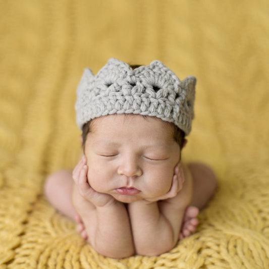 crochet crown gray