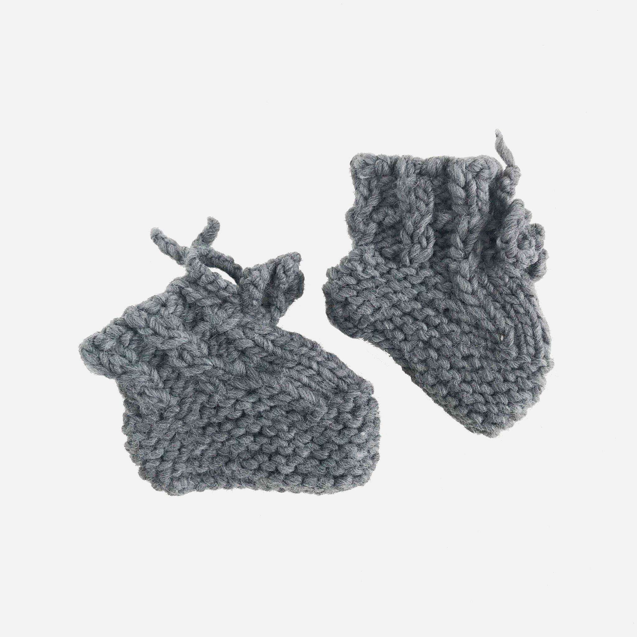 Hand-knit Baby Classic Booties Zinc Gray