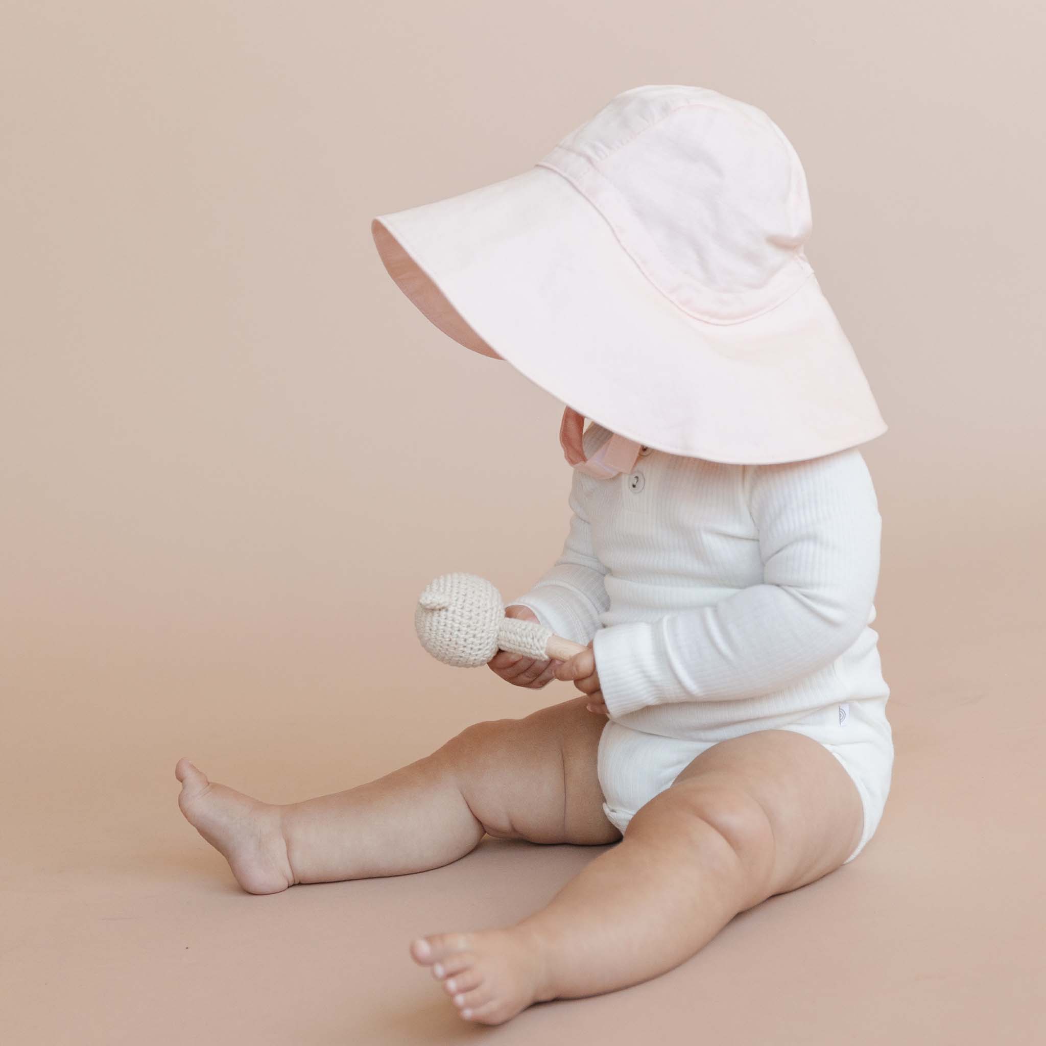 White baby 2025 sun hat